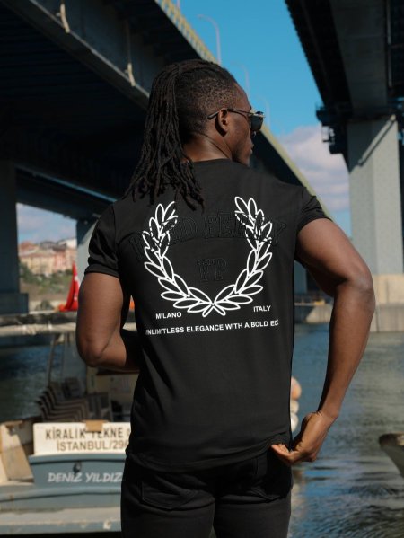 بلوزة FRED PERRY